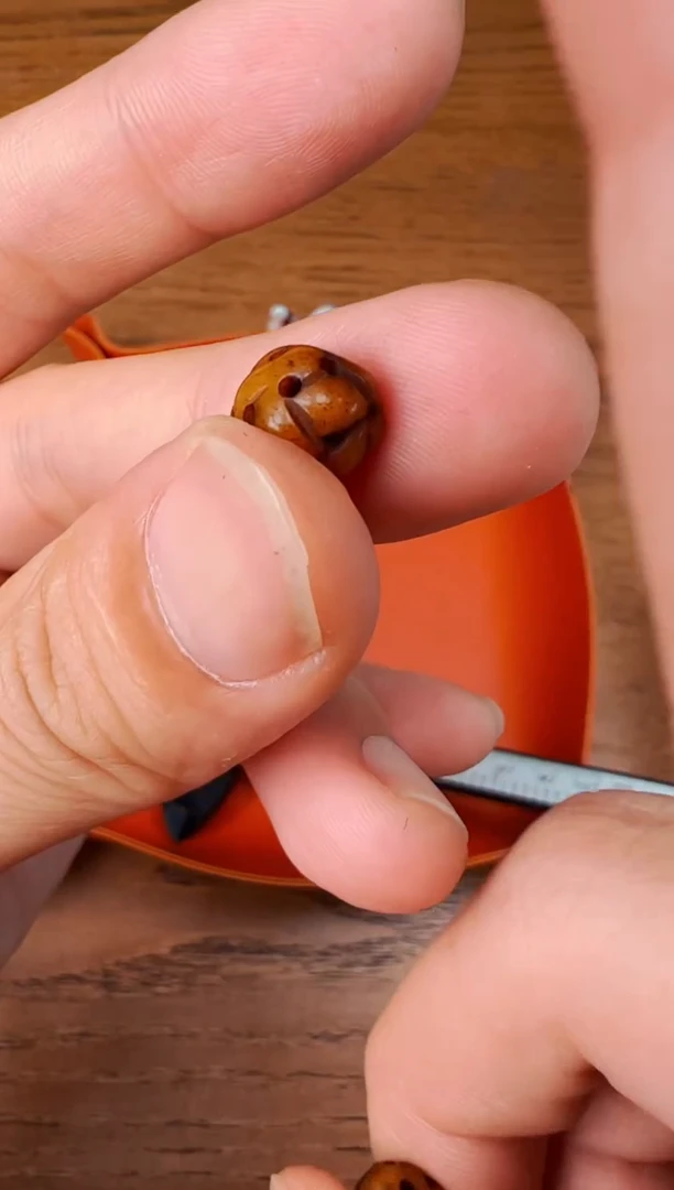 【 西亚珠饰 】配珠随发1颗