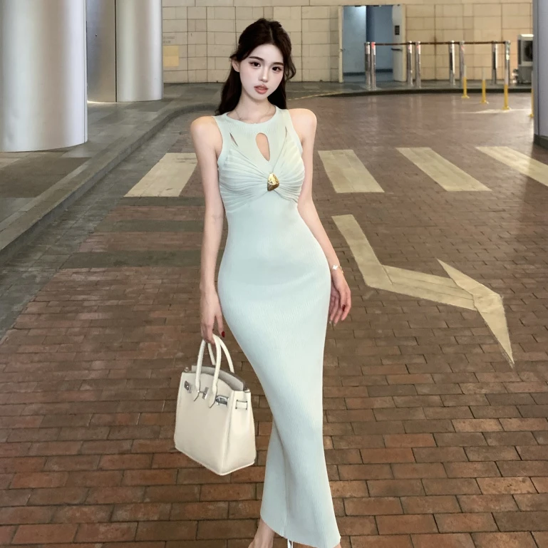 纯欲风扭结镂空无袖背心连衣裙女夏季收腰针织裙子显身材包臀长裙