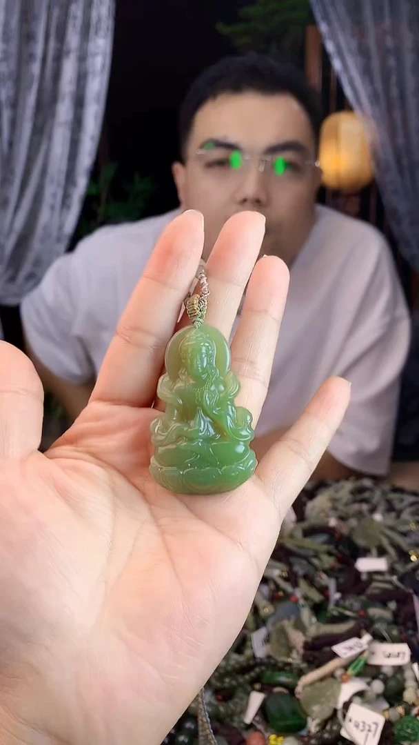 和田玉未镶嵌挂件1