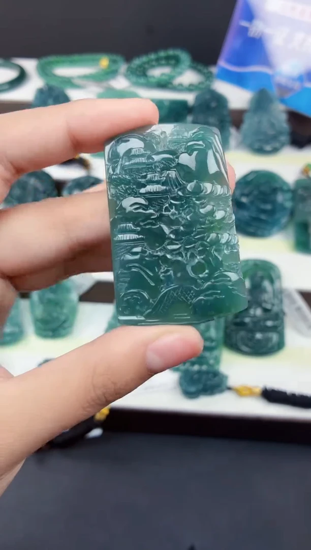 颈饰未镶嵌翡翠DLZ25122568