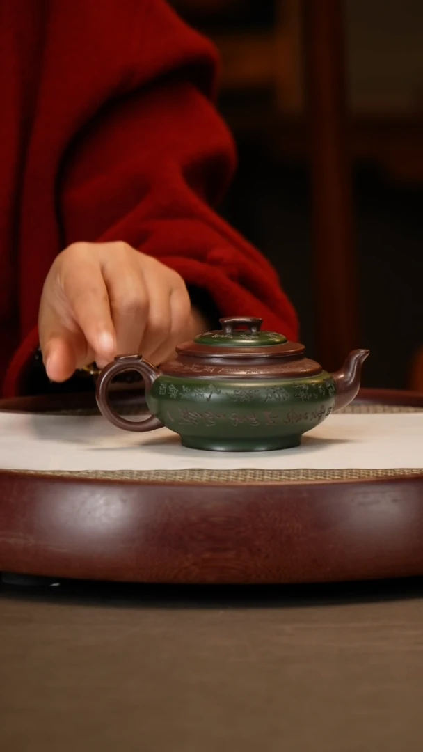 【闪购商品】紫砂茶壶【惠海勤】老紫泥上新桥   250CC