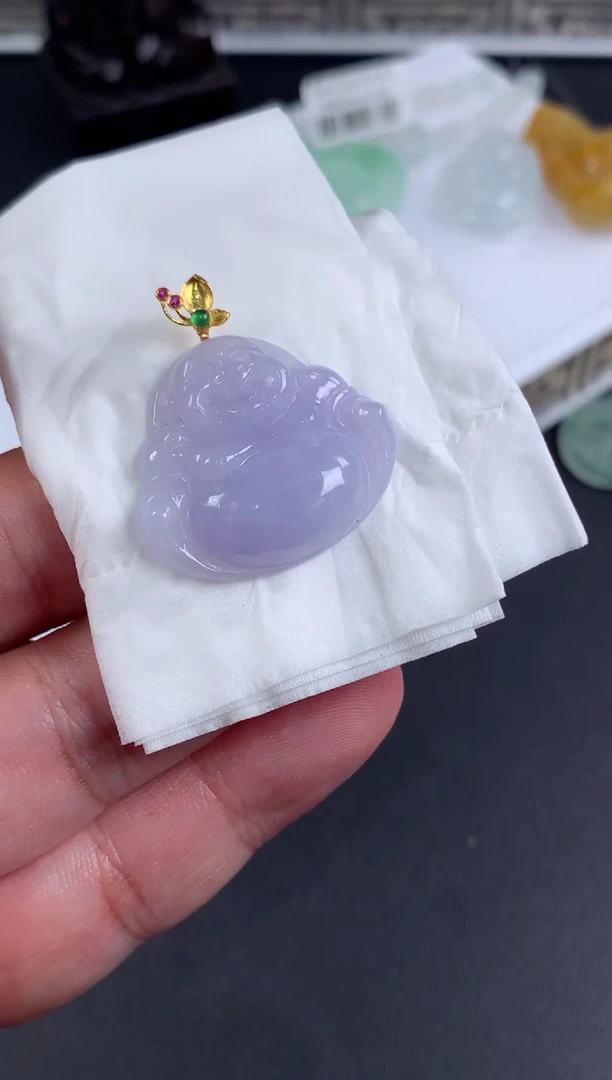 颈饰18K金镶嵌翡翠用****8翡翠