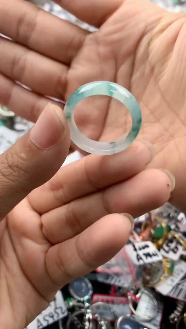 未镶嵌戒指翡翠随机发