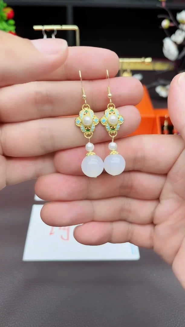 玛瑙/玉髓耳饰银S925镶嵌325000