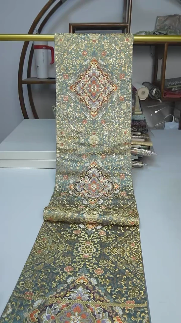 织绣1西阵织六通宝相花