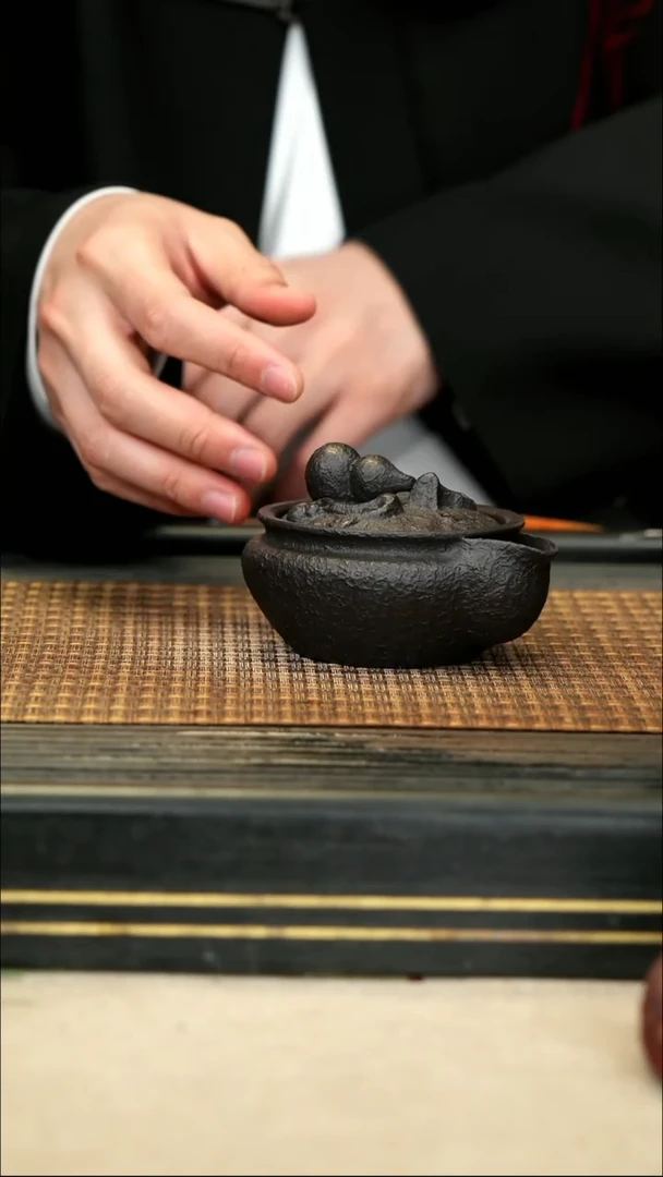 【闪购商品】紫砂茶壶13黑料 葫芦手抓