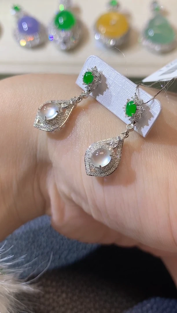 【闪购商品】翡翠耳饰18K金镶嵌A37翡翠