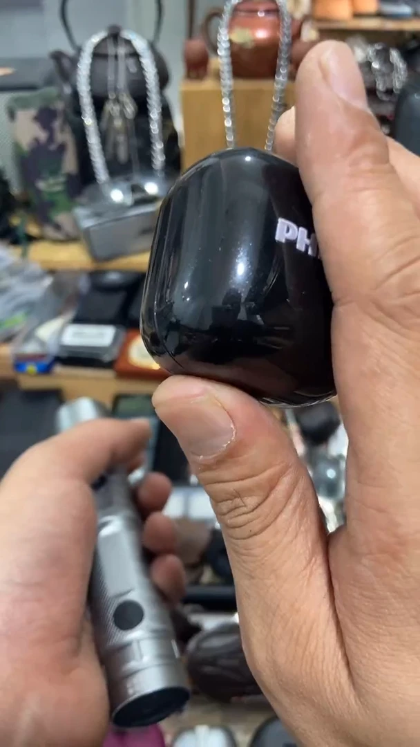 瓷片闪购商品  如图所示