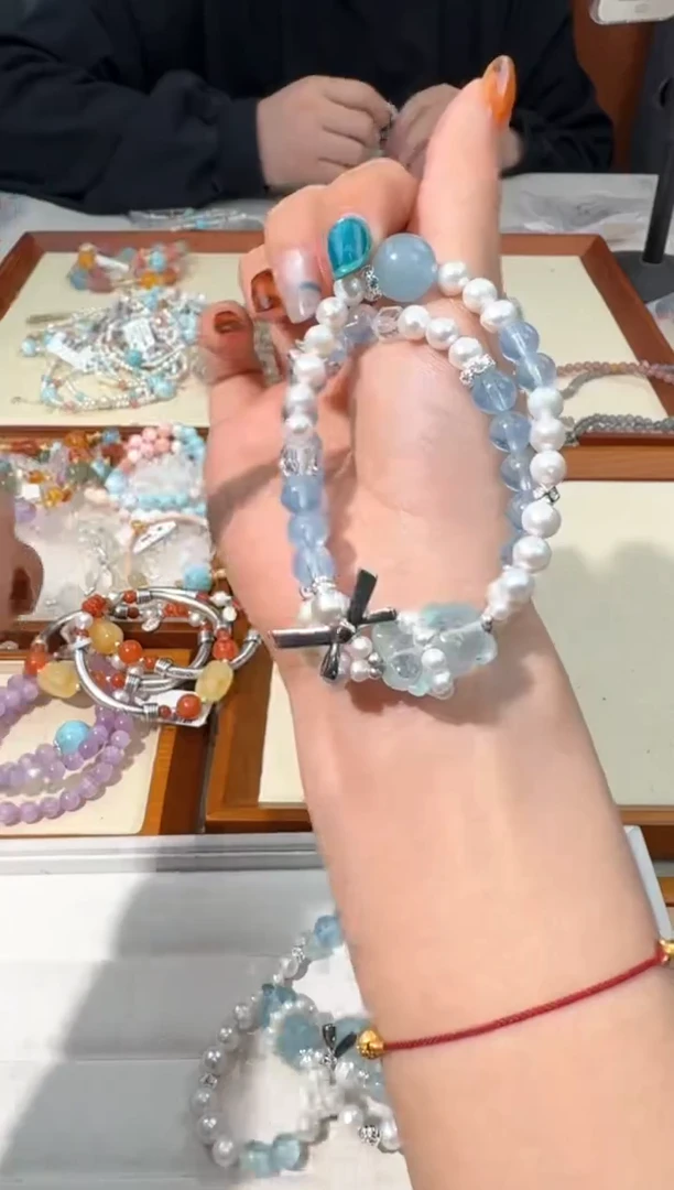 【闪购商品】水晶手链银S925镶嵌A061海蓝宝双圈小熊款