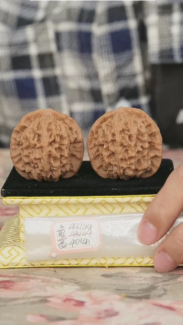 文玩核桃把件非嫁接马老四