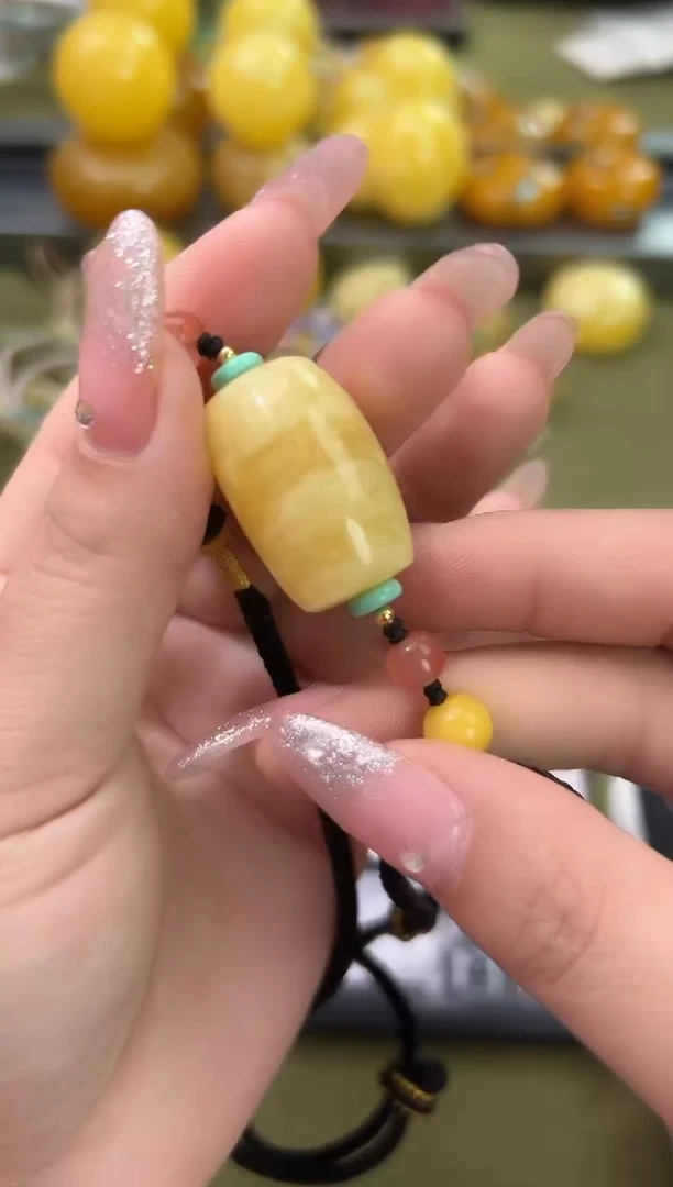 裸石琥珀未镶嵌琥珀蜜蜡吊坠