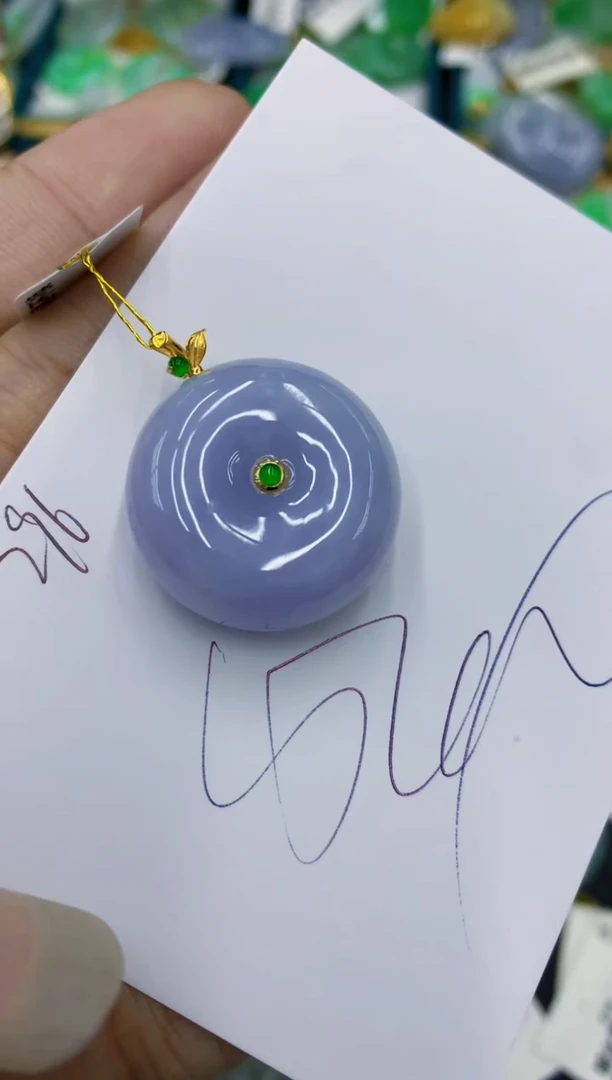 翡翠18K金镶嵌颈饰11111111111