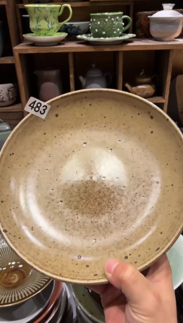 瓷片芳**蔡483黄色手工盘1个