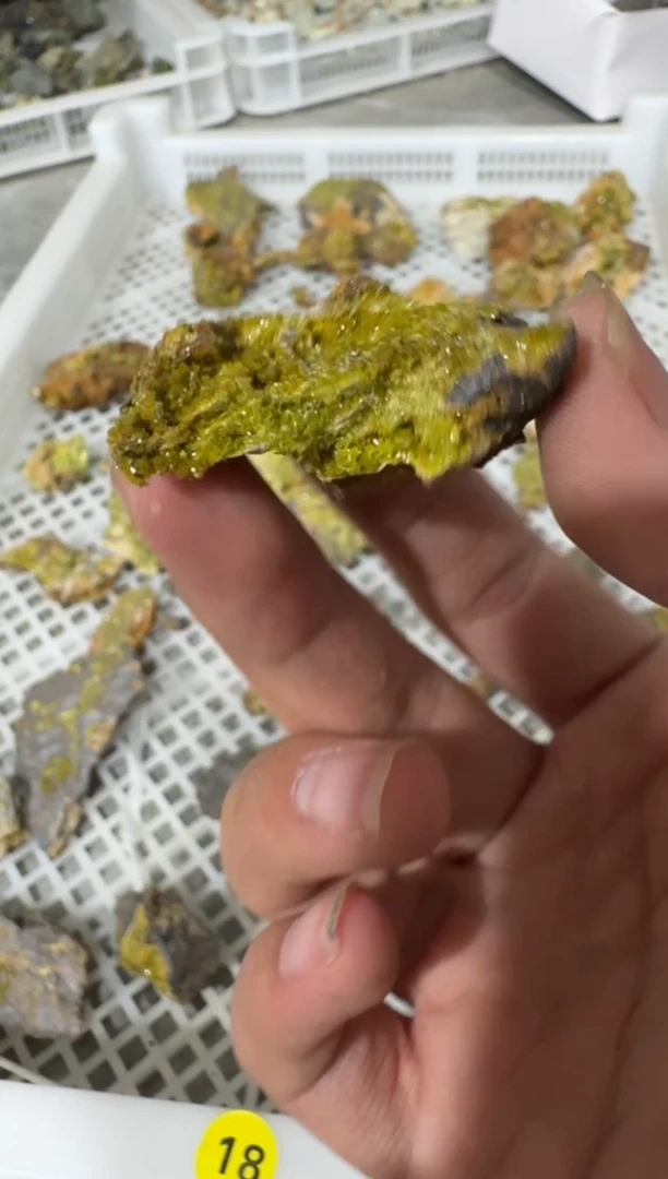 月下珠宝严选矿物