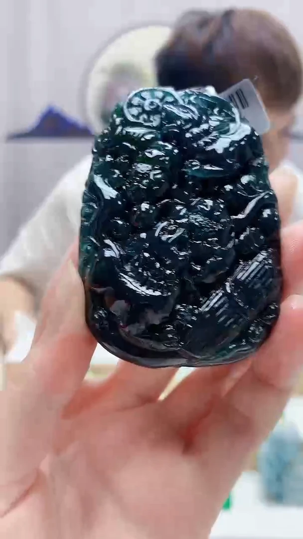 未镶嵌定制翡翠4868zm-毛货挂件170