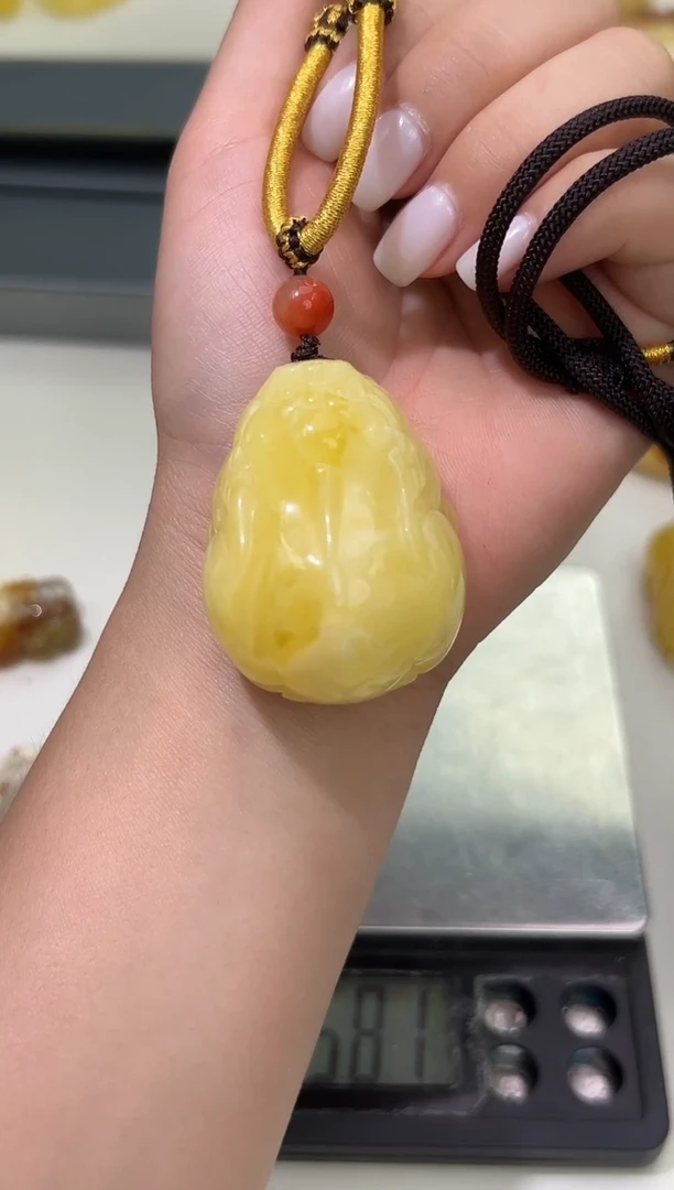 裸石琥珀未镶嵌7****3琥珀蜜蜡吊坠