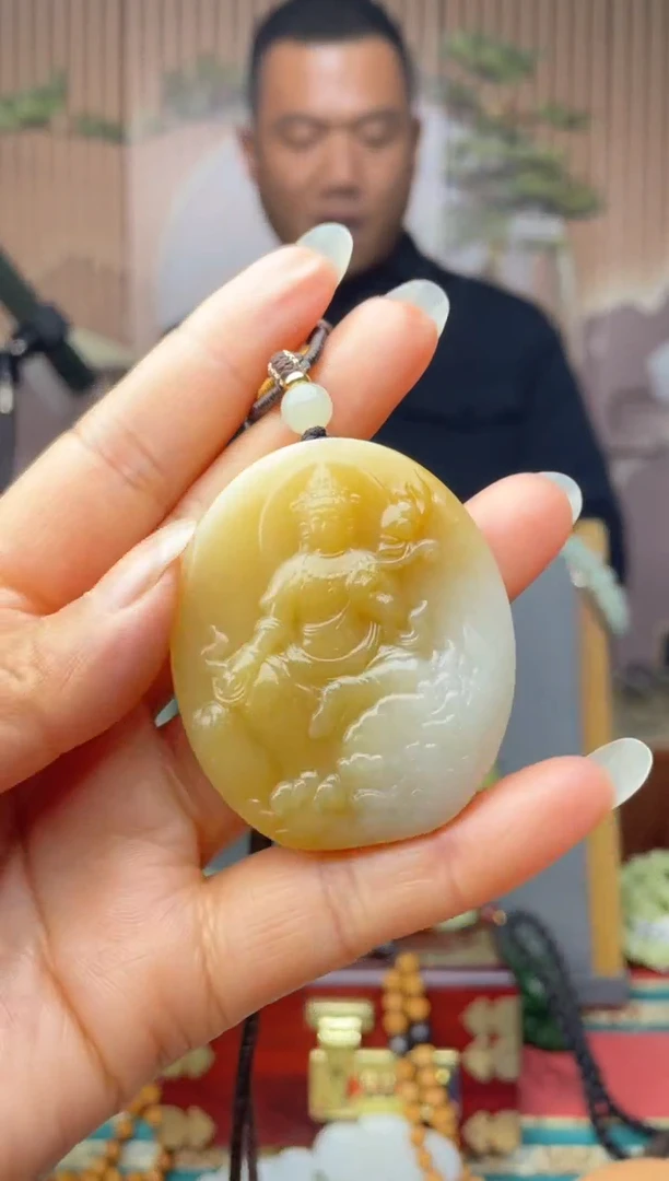 颈饰未镶嵌和田玉拍一发一