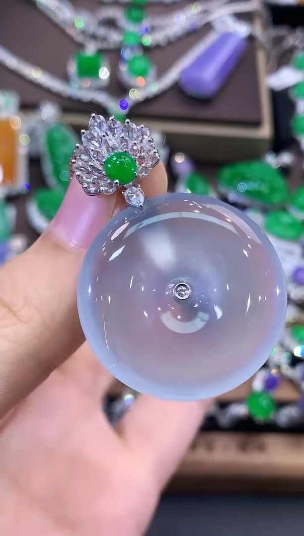 吊坠(不含链)18K金镶嵌翡翠?f2