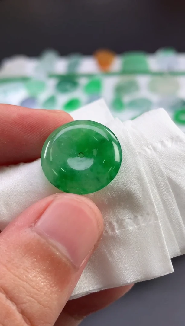 未镶嵌定制翡翠?****?翡翠