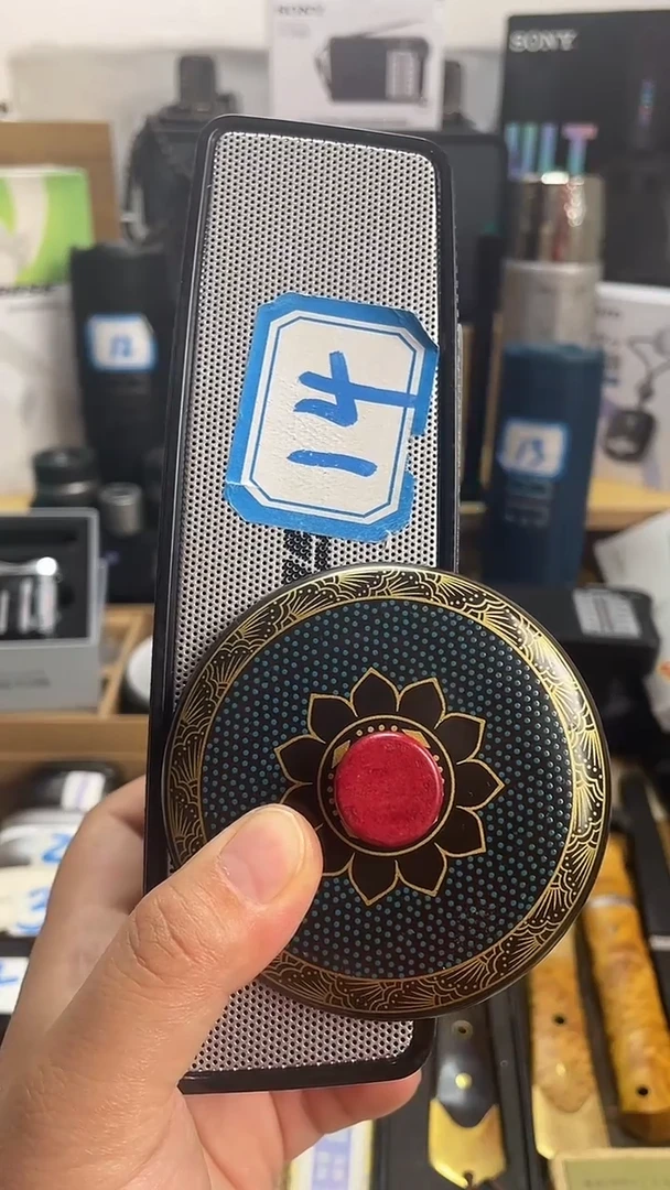 瓷片闪购商品 如图所示