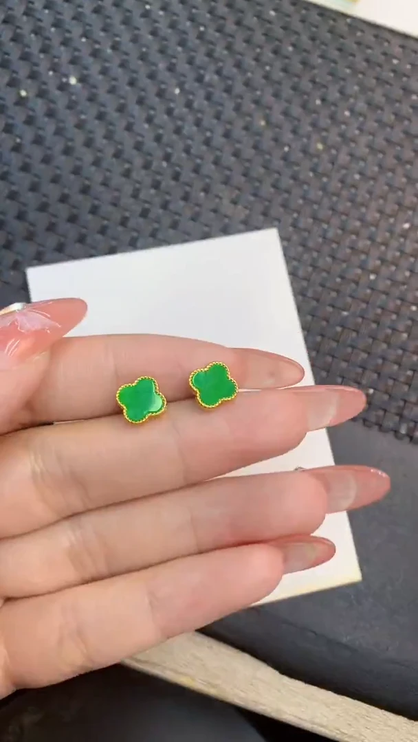 颈饰未镶嵌翡翠1