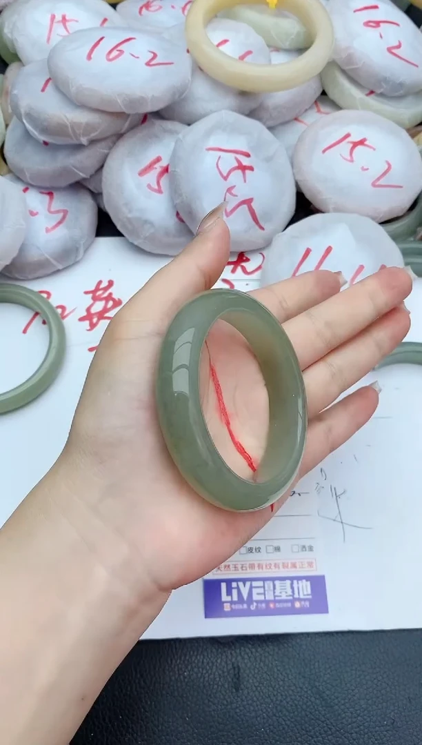 石英质玉手镯未镶嵌298+55/56
