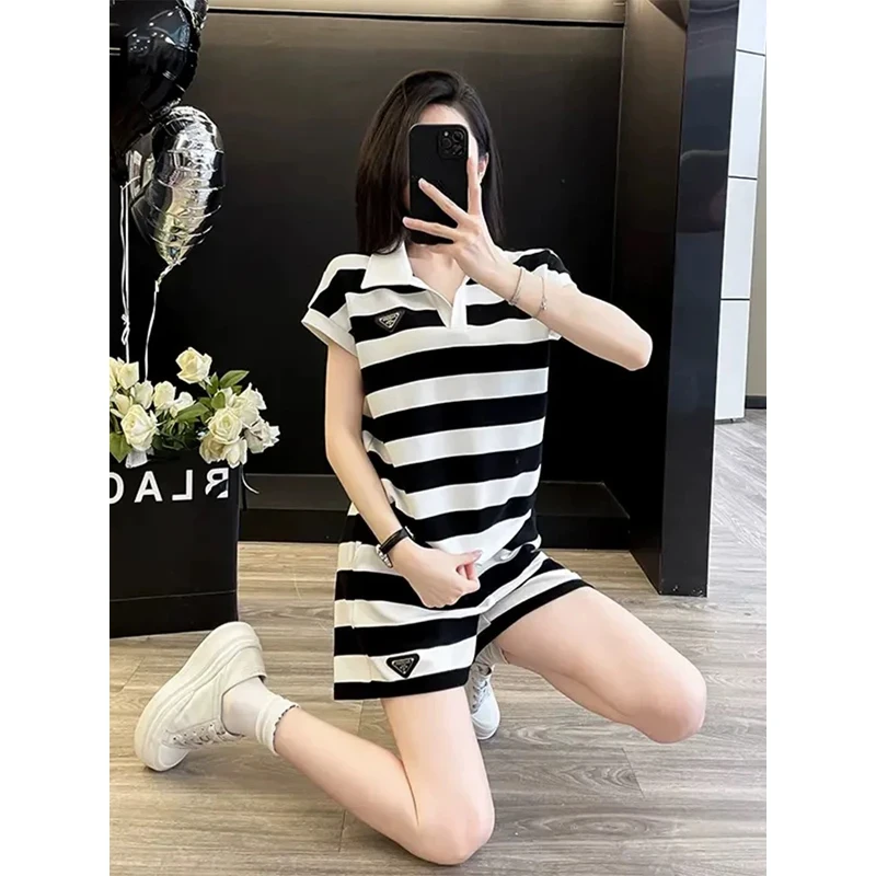 运动休闲套装女夏季时尚减龄洋气炸街条纹短袖短裤两件套显瘦