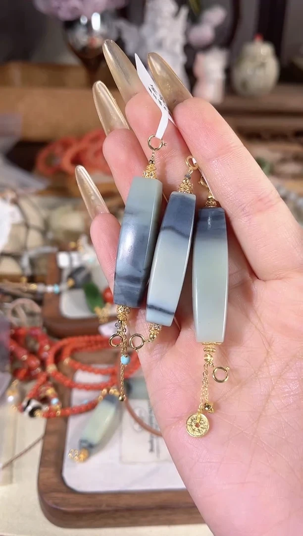 吊坠(不含链)银S925镶嵌和田玉多样性发其一