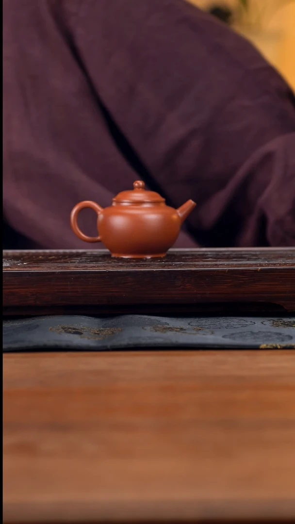 【闪购商品】紫砂茶壶150cc黄龙山原矿朱泥宫灯137