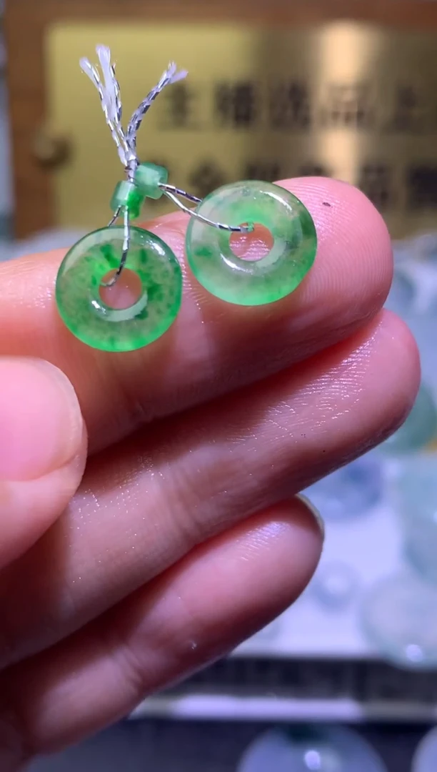 未镶嵌定制翡翠毛货