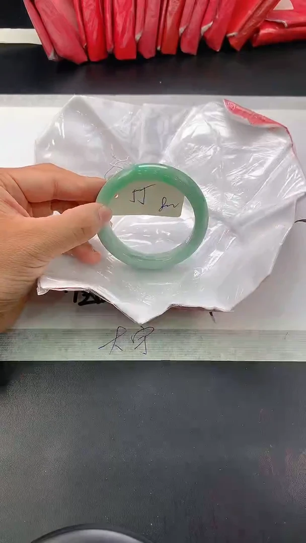翡翠手镯未镶嵌277
