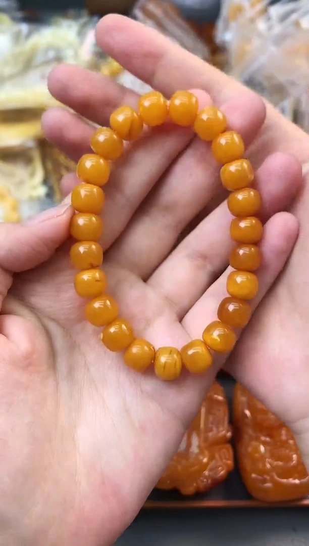 未镶嵌琥珀珠宝奇石149