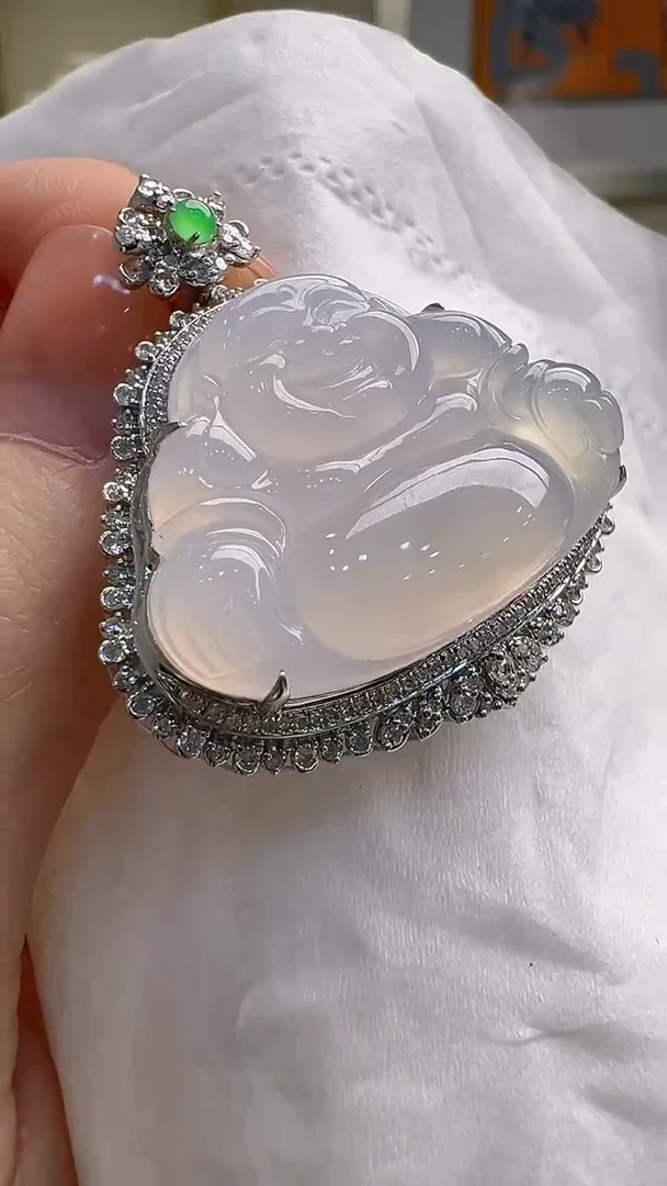 【闪购商品】翡翠吊坠(不含链)18K金镶嵌多样性发货拍一发一