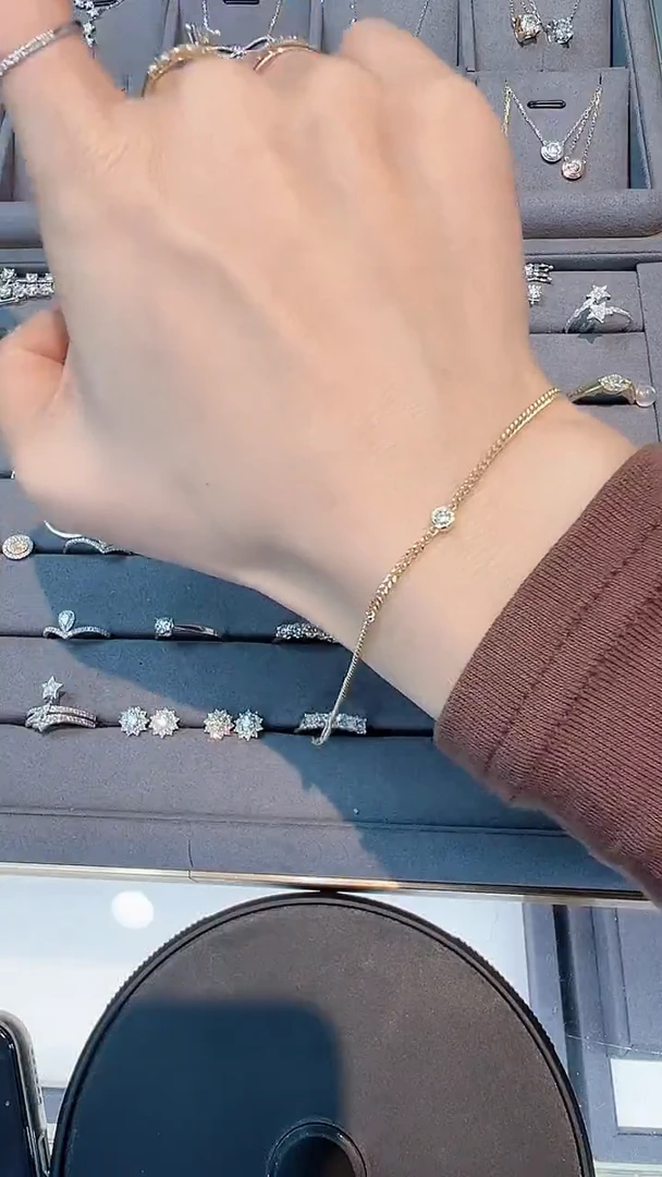 【闪购商品】钻石手链18K金镶嵌手链