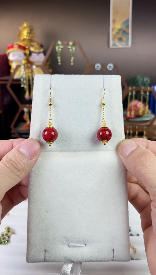 天然辰砂南****3，朱砂耳钩