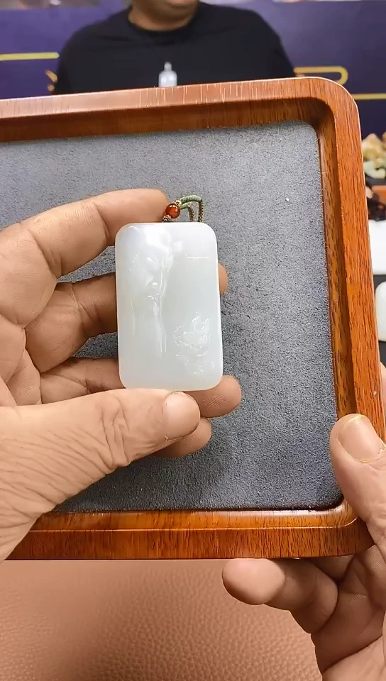 吊坠(不含链)未镶嵌和田玉精品和田玉关公牌子