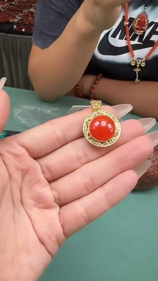 南红玛瑙吊坠未镶嵌a10保山南红吊坠