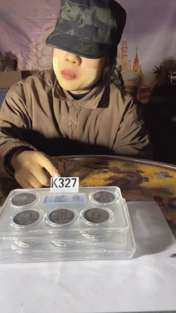 金属收藏阁精美家具饰品工艺摆件k327