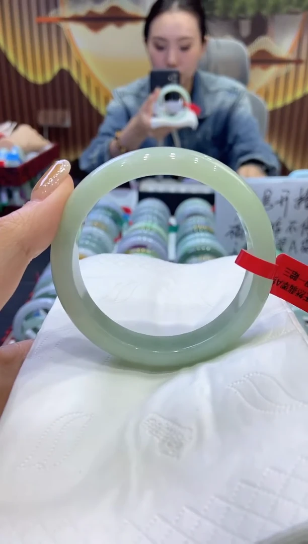未镶嵌手镯翡翠0008887
