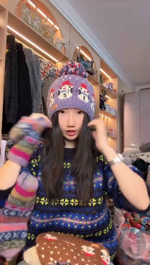 羊毛美利奴紫色雪人单球帽
