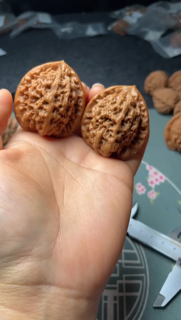 把件文玩核桃w234  金公子 41尺