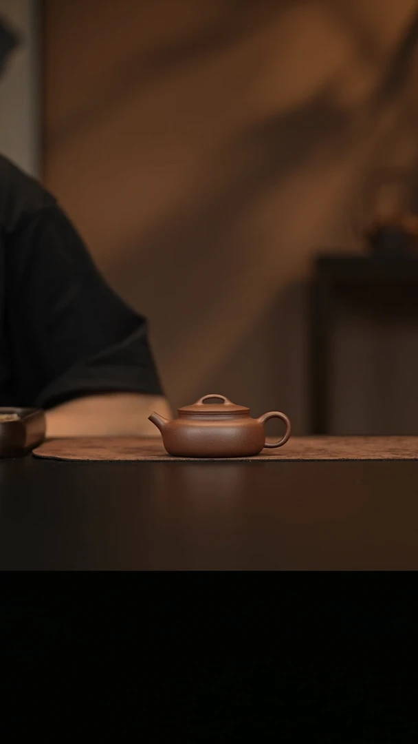 允禾斋  紫砂壶  素影 紫泥