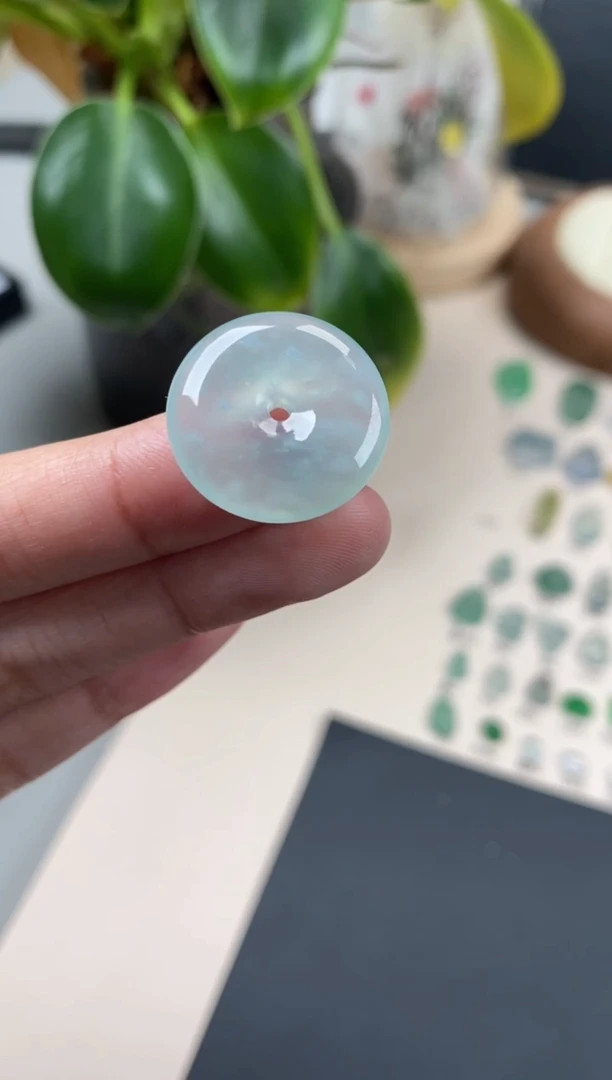 【闪购商品】翡翠颈饰未镶嵌翡翠冰晴平安扣