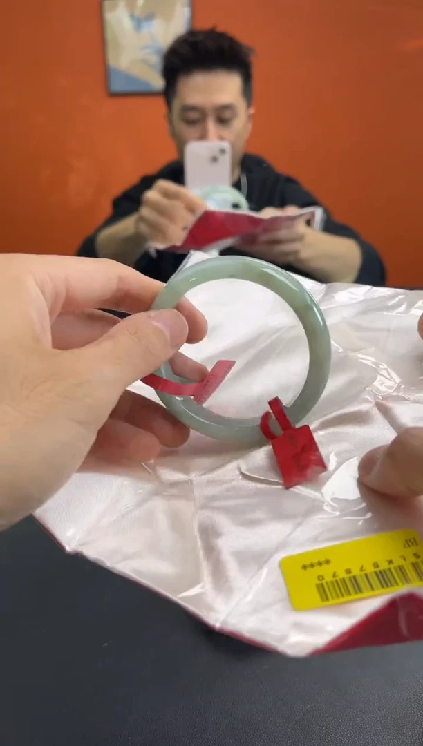 未镶嵌手镯翡翠9 56