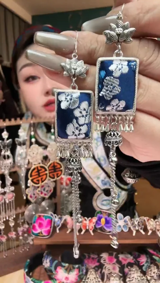 刺绣纯手工民族风刺绣耳环