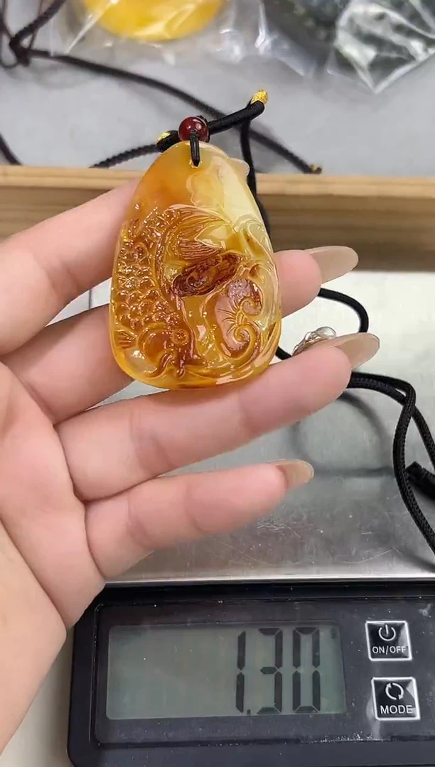 裸石琥珀未镶嵌琥珀蜜蜡吊坠