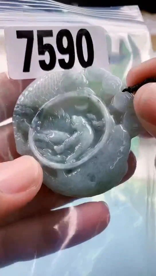 【闪购商品】翡翠挂件未镶嵌天然翡翠吊坠挂件