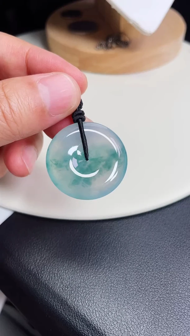 颈饰未镶嵌翡翠【5】29.7   6.2mm