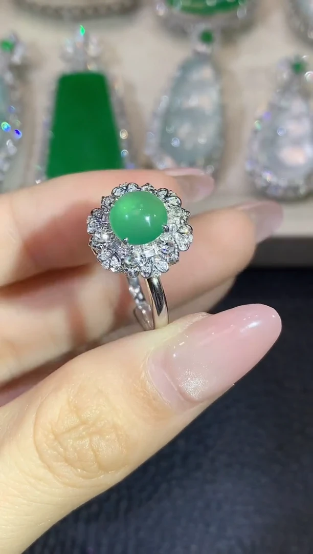 翡翠戒指18K金镶嵌C25翡翠