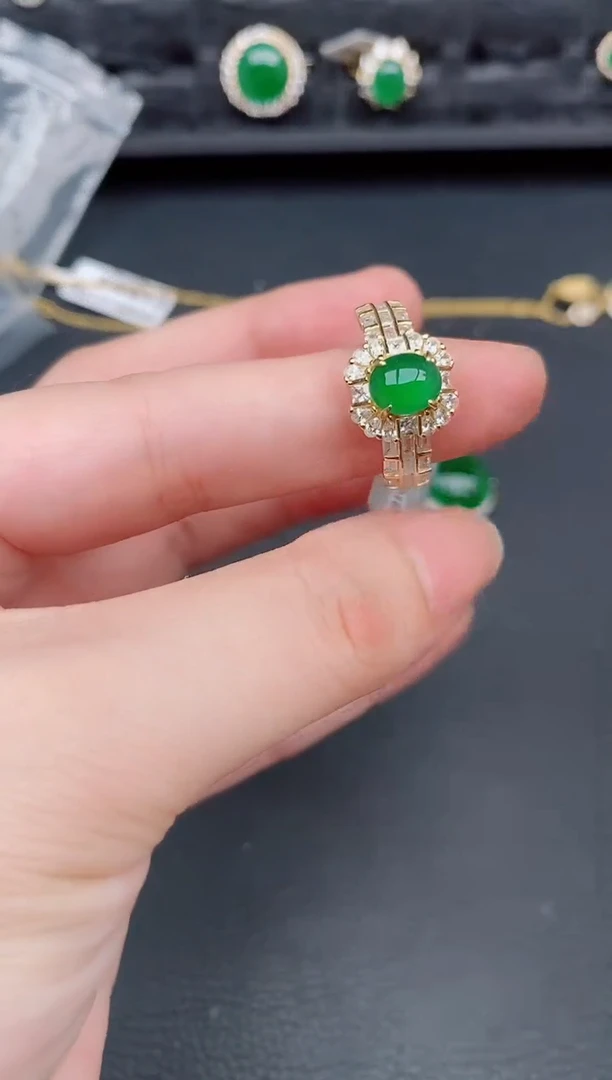 银S925镶嵌戒指翡翠天然a货翡翠320